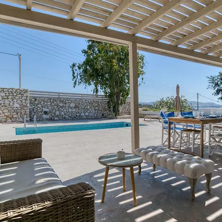 Paradisia Private Swimming Pool And Jacuzzi Апартаменты