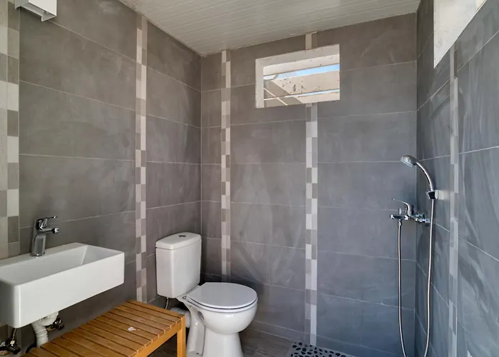 Paradisia Private Swimming Pool And Jacuzzi Апартаменты *