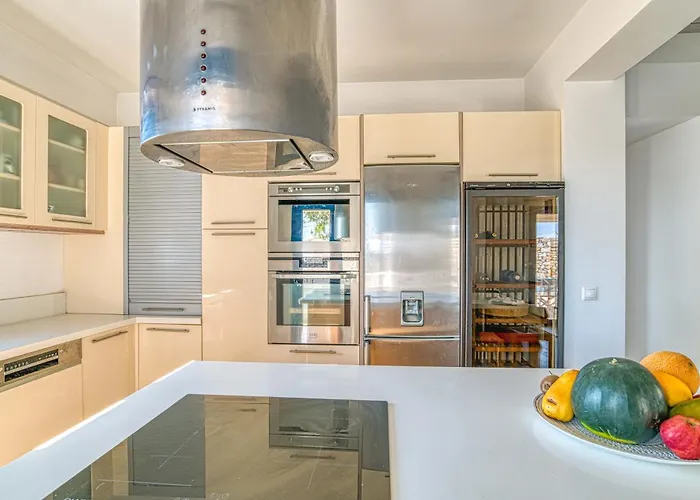 Paradisia Private Swimming Pool And Jacuzzi Apartman *